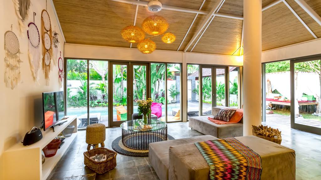 Luxury Villa Kudeta 300M Beach And Heart Of Seminyak Exterior foto